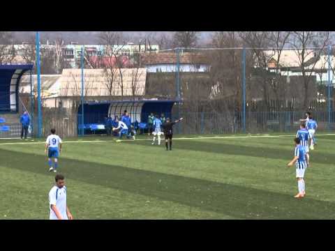 Остановка мяча пятой точкой - #ДинамоБежит (21.11.2015)