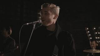 Weslynn - Black (Official Music Video)