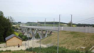 preview picture of video 'Viaduc de la Savoureuse - LGV Rhin-Rhône - Mai 2010'