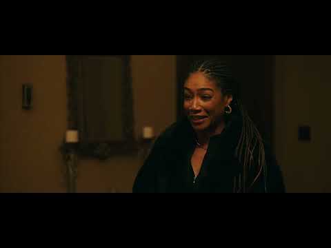 Red Band Trailer