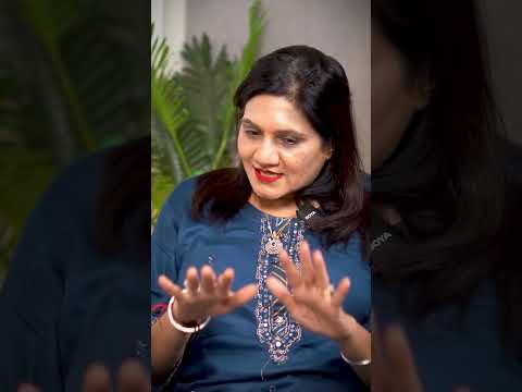 Dr. Shital Punjabi explaining IVF