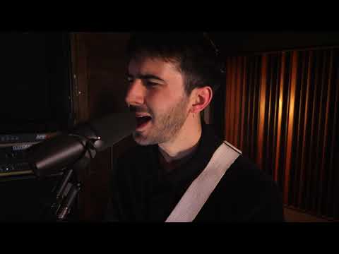 Hemmen - Wooden Chair (Clip Officiel)