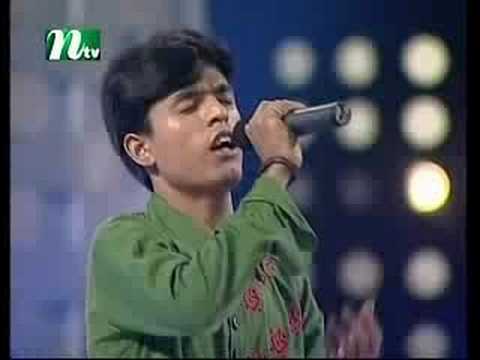 Closeup1 2008 Track Round - Debasish