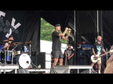 All Fucked Up-The Amity Affliction, Live Warped Tour 2018