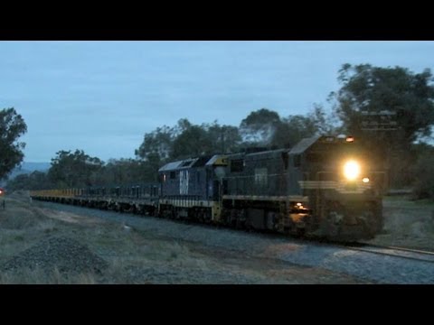 Pacific National Sleeper Train at Ettamogah - PoathTV Trains in Australia