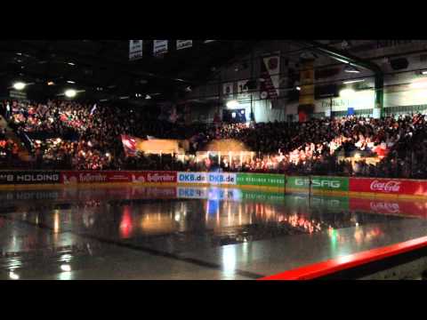 "Auf Dynamo..." @Wellblechpalast