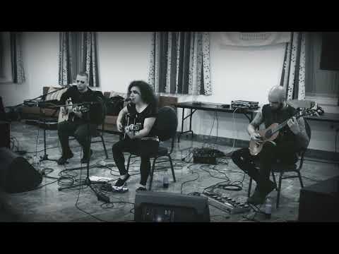 Gravel Shores Acoustic Trio - Mediterranevm (Live at Fekete Zaj Festival 2019)