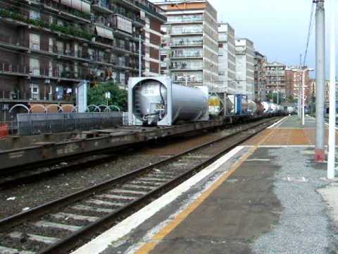 E655 205 con TCS Pomezia - Gallarate a Roma Tuscolana