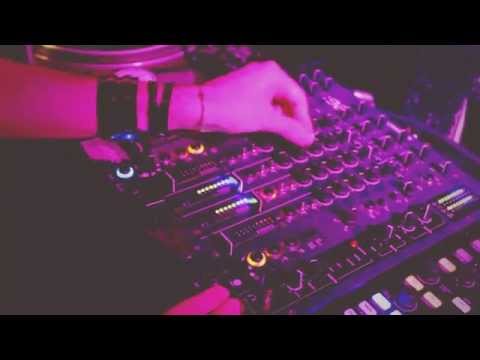 Garage Rising / Mennie // 05.12.2014 - Club 999