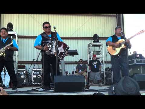 Los Arcos Hermanos Pena live @ Party at the Lake 2012-El Borracho Del Ano-Lubbock, TX