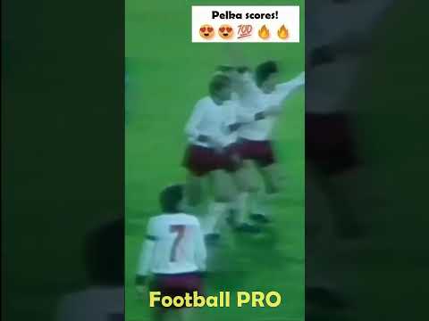 ECC 1979-80. BFC Dynamo - Servette FC. Hartmut Pelka scores.