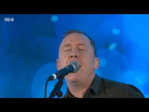 An Baitsiléir - Clann Mhic Ruairí
