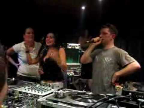 Tidy Weekender 9 - Pirates of Prestatyn - Queen Vic Pub