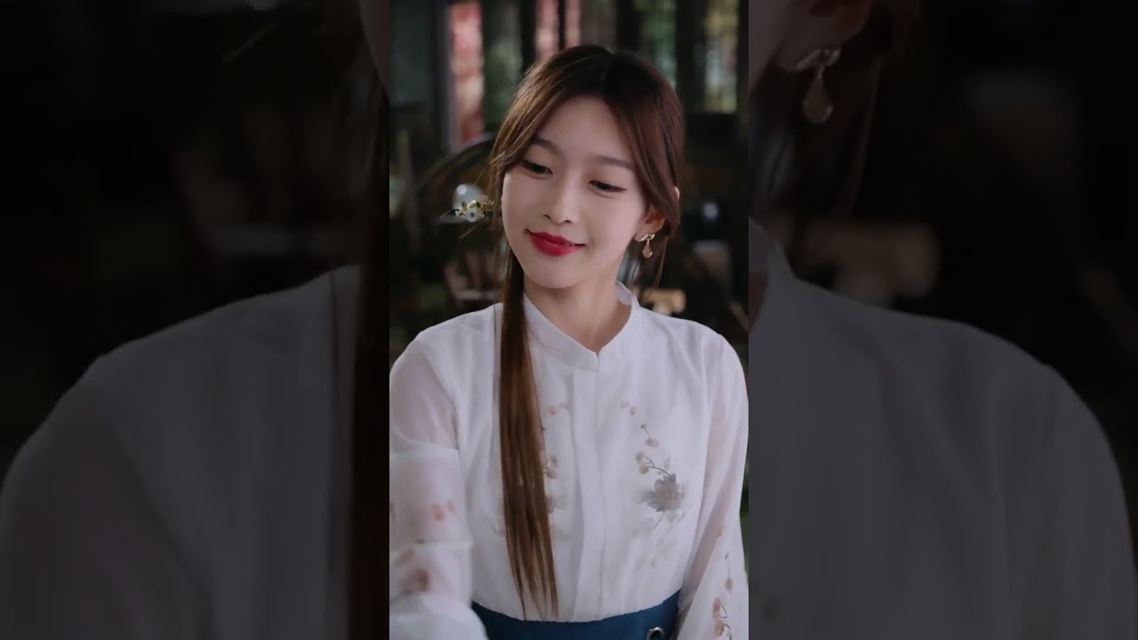 To have a baby, a kung fu girl saved a stranger. Little did she know that he was actually a CEO!