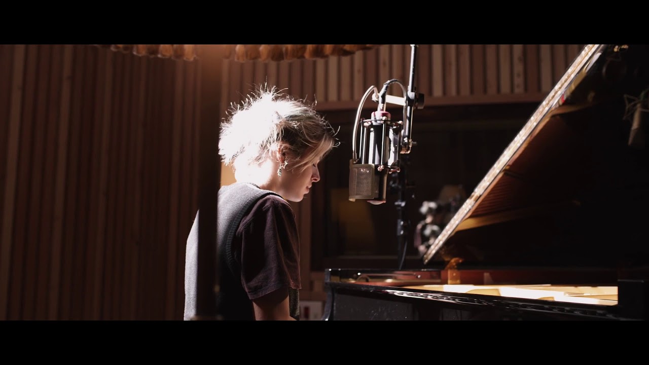 Dora - Don’t’ Forget Me - Versiona Thyssen (Metropol Live Sessions)