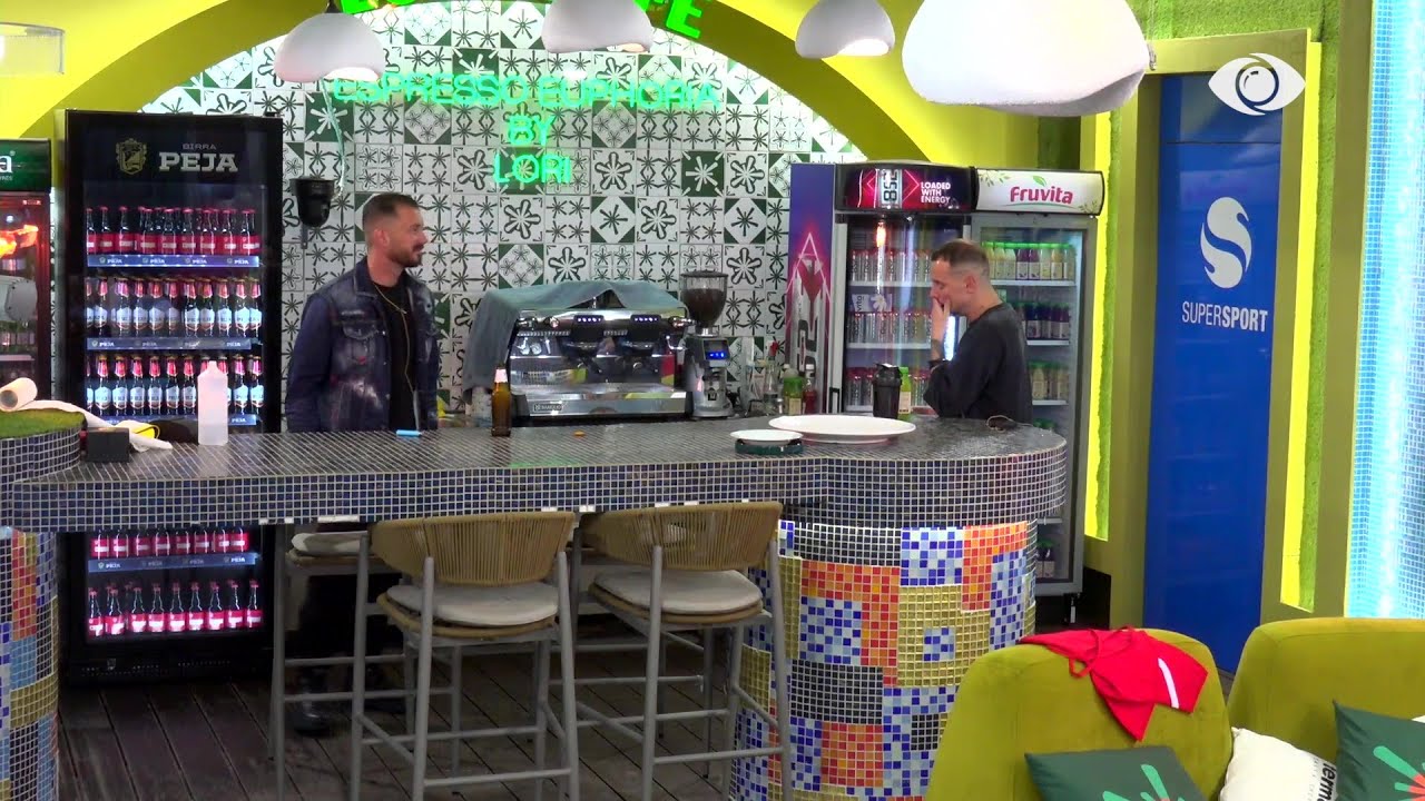 “Pse, di të lexosh ti?”/ Romeo-Gracianos: Tavë me patate kishim për drekë?