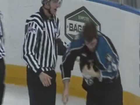Brendan Hurley vs Travis Ewanyk