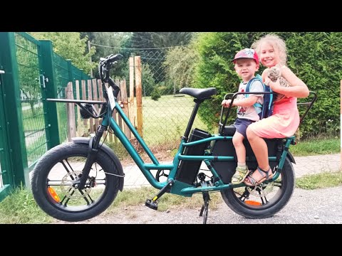 Mit dem Fiido T2 Longtail E-Lastenfahrrad  Kinder transportieren