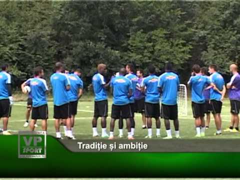 Tradiție și ambiție