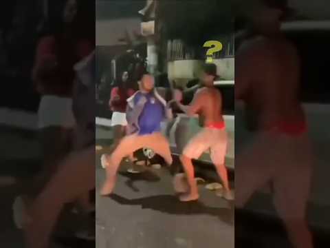 Street fight kick defense #martialarts #mma #streetdefen #streetdefence