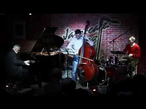 Mikhail Okun Trio - "Round trip"