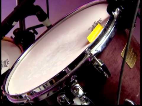Yo Gabba Episode4 mi-gu plays the drums
