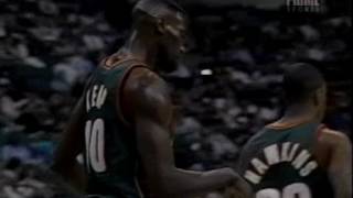 Shawn Kemp goes Coast-to-Coast for the Jam @ DAL (1996)