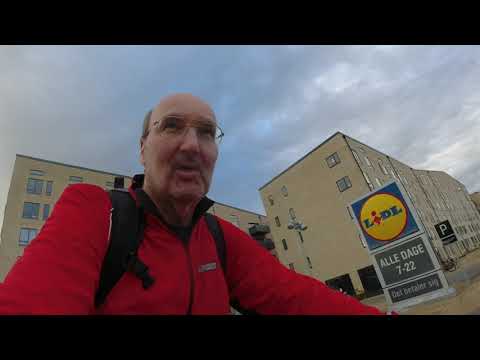 MongoTV_9525 - MIN SOMMER 2022 - Del 2 - Cykler Til LIDL - Sælger Flasker - Spiser Pølse Tankstation