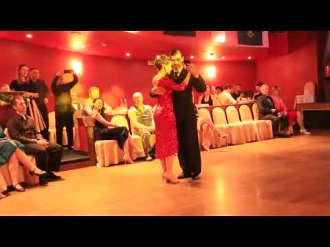  Magdalena Gutierrez  and  German Ballejo  are  dancing  to  the  vals  "  Viejo Portón  "  by  Rodolfo Biagi
