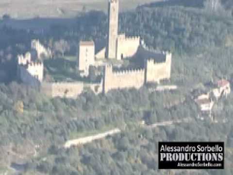 Castle in Tuscany Montecchio Vesponi Castle