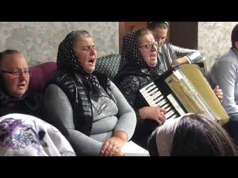 Sora Luci și grupul : Vine Isus, e lumea în schimbare