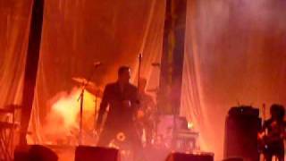 Loquillo - concierto Aluche 2010 - intro +calles de madrid