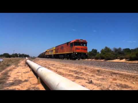 Australian Trains 1 - P Class QR National locos work a grain train through Walkaway
