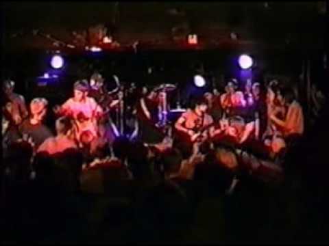 Earth Crisis - Live in Syracuse 7-24-94 (4: edning of Unseen Holocaust / All Out War)