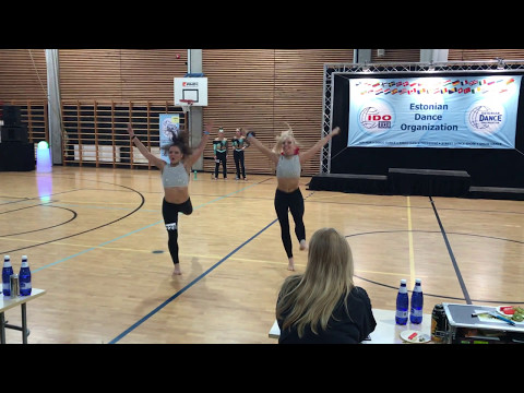 Michelle Uelskaja & Marit Männiste disco duo adults