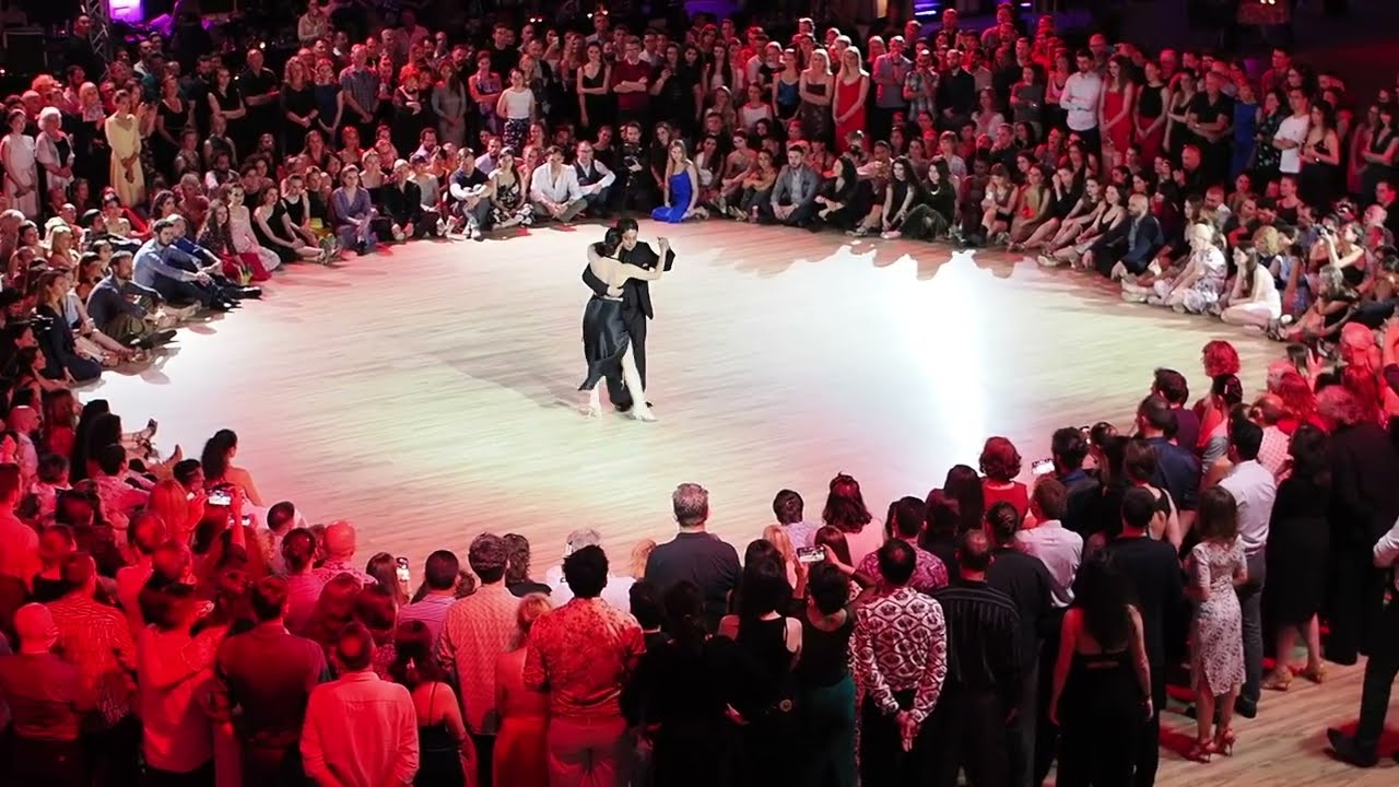 Carlitos Espinoza & Agustina Piaggio @ BTE 1/5