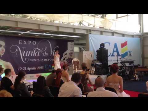 Parada la Targul de Nunti