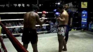 Download Lagu Phut (Tiger Muay Thai) scores 1st rd. Ko over Thonphet @ Patong Thumbnail