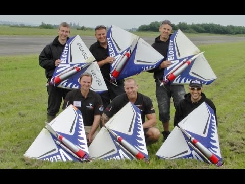 ① THE WESTON UK TEAM SCREAMING THEIR RC VELOCITY 50 (MANIC TEA TRAYS) LONG MARSTON MODEL SHOW - 2014
