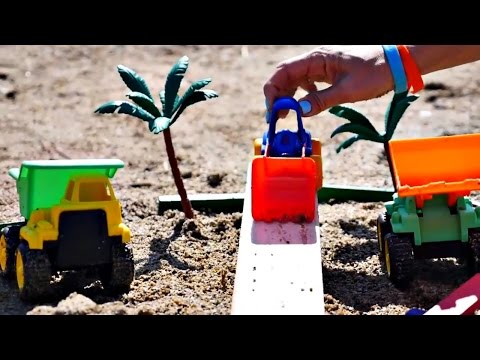 Vidéo de véhicules de construction pour enfants. Jeu de sable