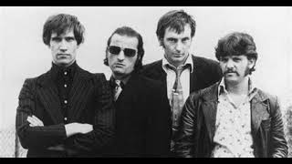 Dr. Feelgood - She Does It Right