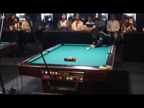 Jeffrey Ignacio's 10-ball break shot