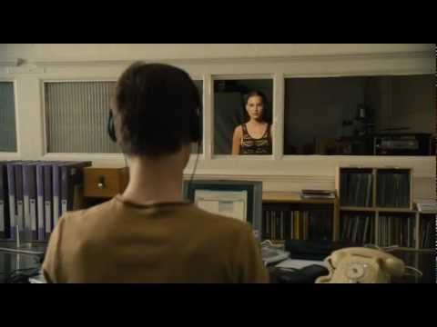 Faubourg Saint-Denis (HD) - Paris Je T'aime (subs español) - Natalie Portman