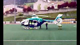 preview picture of video 'Zumarraga-Argixao, helicoptero Osakidetza (2009/04/15)'