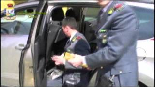 Raw: Police Find Millions in Gold Hidden in Car