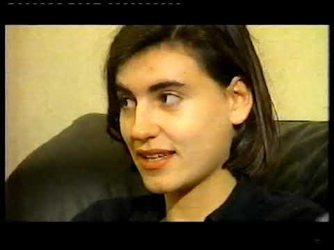 Elastica Interview (The Beat, 1993)