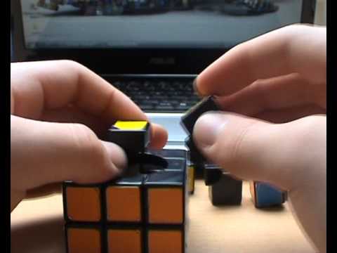 comment demonter un rubik's cube 3x3x3