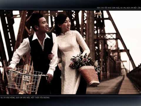 Thể hiện bởi Vũ Khanh