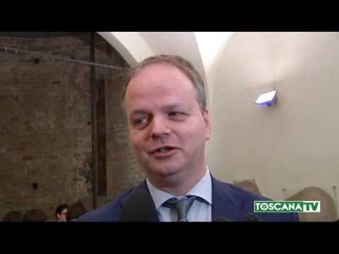 2017-05-22 FIRENZE - OBAMA VISITA UFFIZI_ SCHMIDT_ _PRONTO A FARE GUIDA_