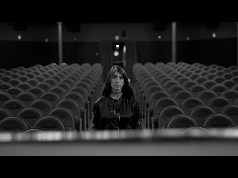 Vía De Escape video